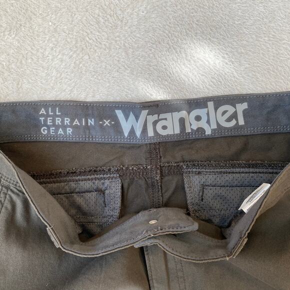 Wrangler ATG All Terrain Gear Utility Pants Men 36X34 Gray Comfort Waistband NWT - Picture 7 of 9